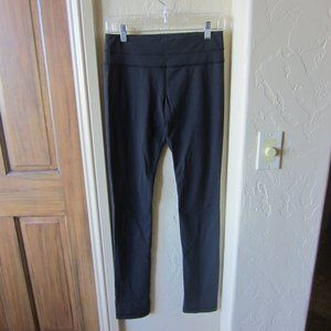 Lululemon Leggings/ Tights - size 6
